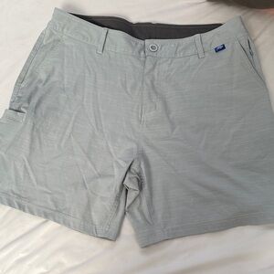 AFCO Men's Gray Flat Front Shorts size 34